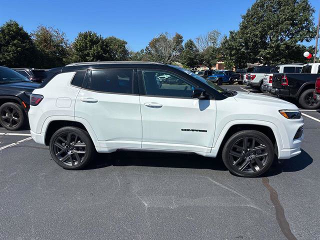 Certified 2025 Jeep Compass Limited w/ Driver Assist Group I AWD/4WD image 2