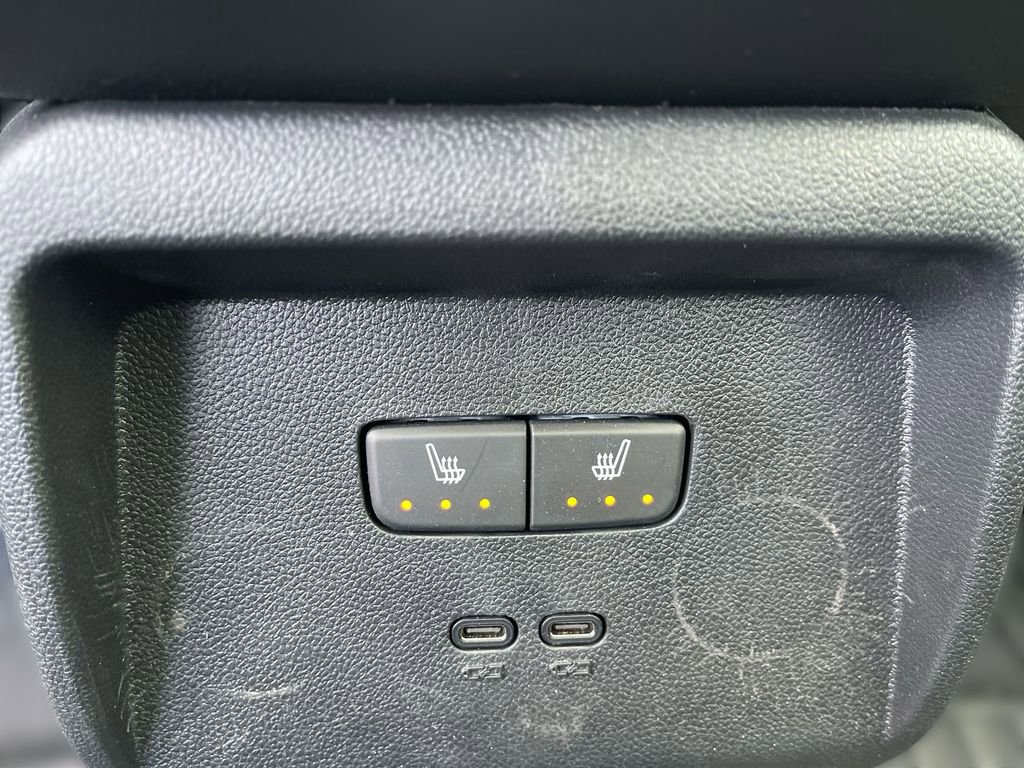 Used 2025 Chevrolet Equinox EV RS image 22