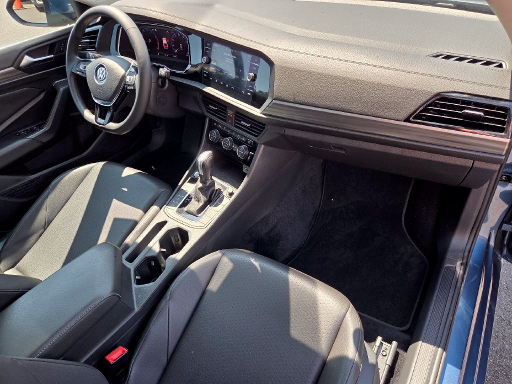 Used 2020 Volkswagen Jetta SEL FWD image 28