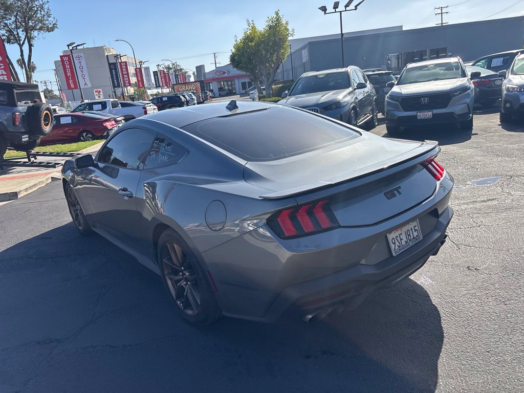 Used 2025 Ford Mustang GT Premium RWD image 6