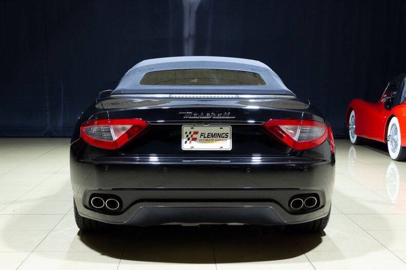 Used 2015 Maserati GranTurismo Convertible RWD image 17