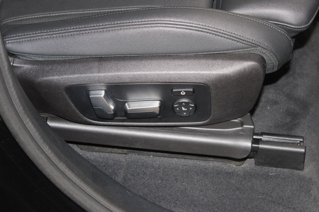 Used 2019 BMW X3 sDrive30i w/ Convenience Package RWD image 25