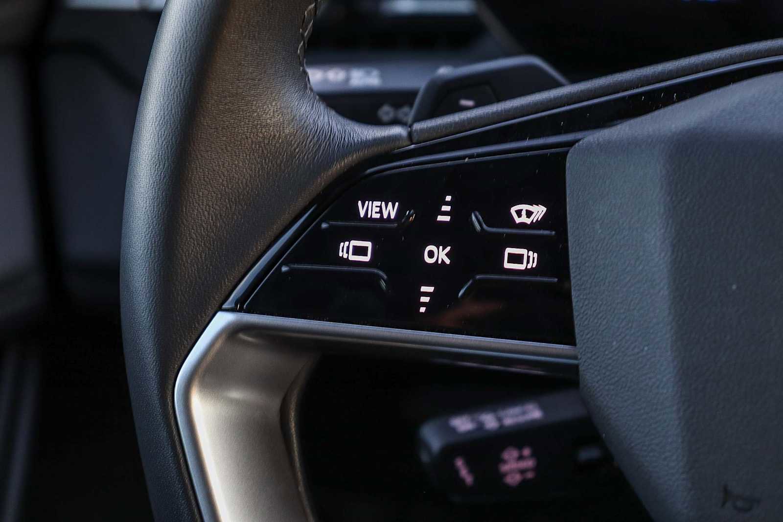 Used 2025 Audi Q6 e-tron Premium Plus w/ Premium Plus image 17