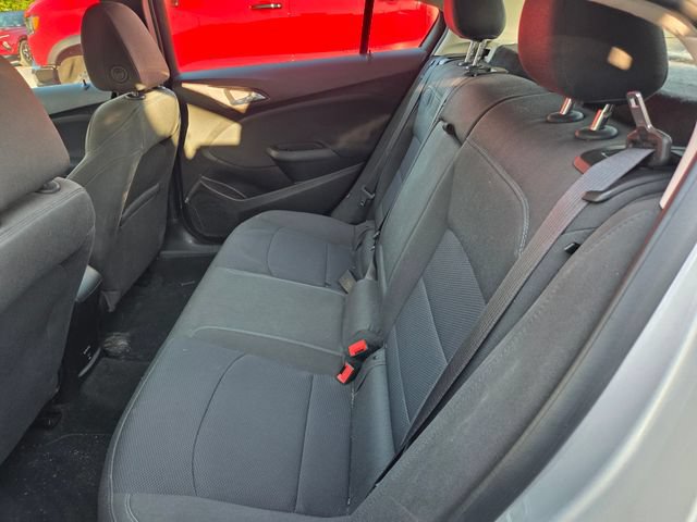 Used 2018 Chevrolet Cruze LT w/ Convenience Package FWD image 11