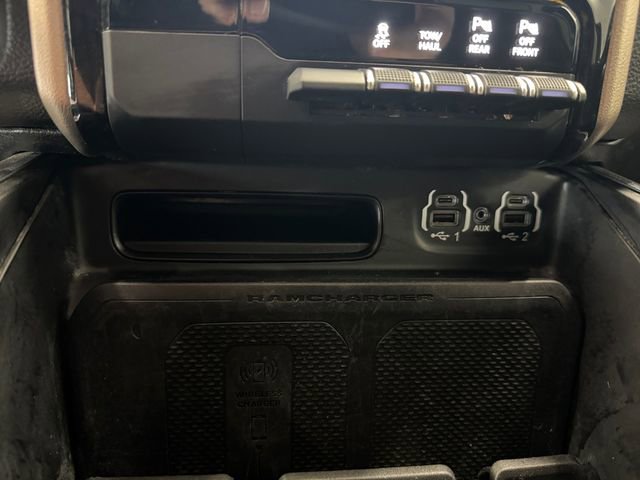 Used 2022 RAM 1500 Laramie AWD/4WD image 16