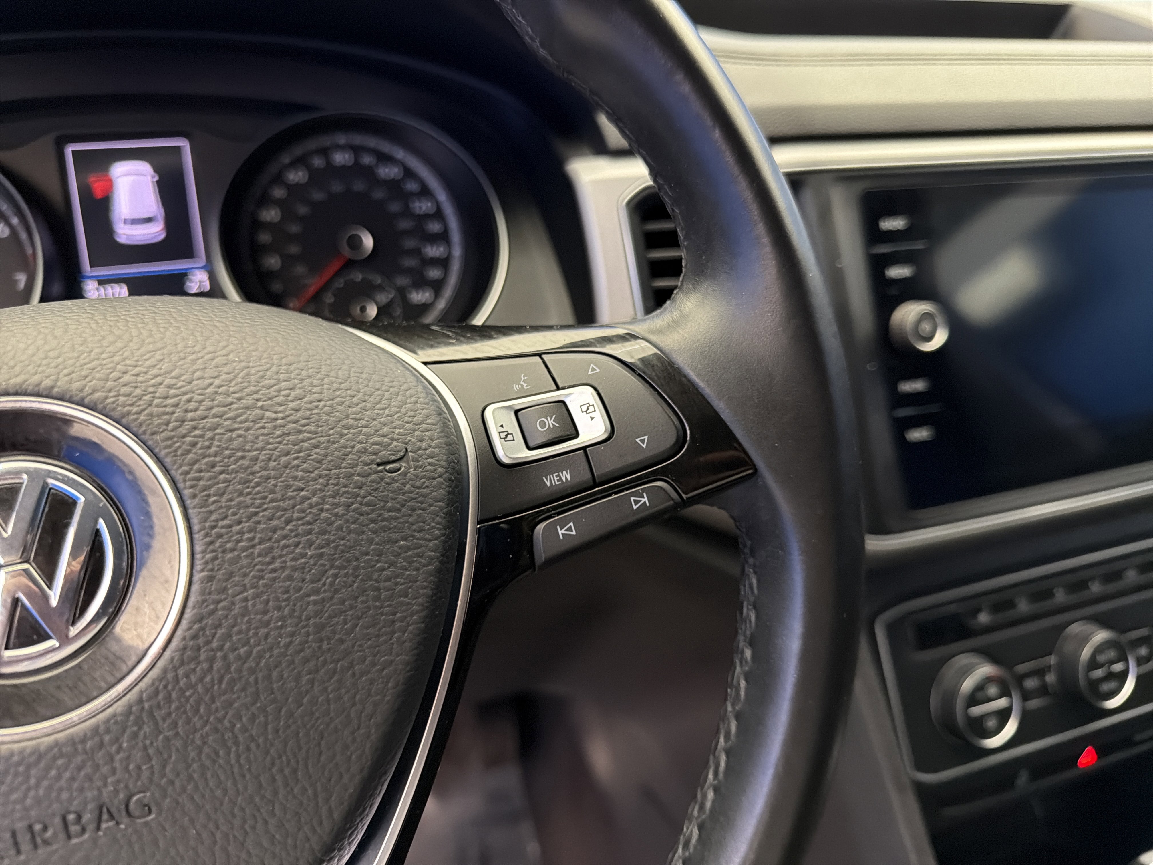 Used 2019 Volkswagen Atlas SE FWD image 16