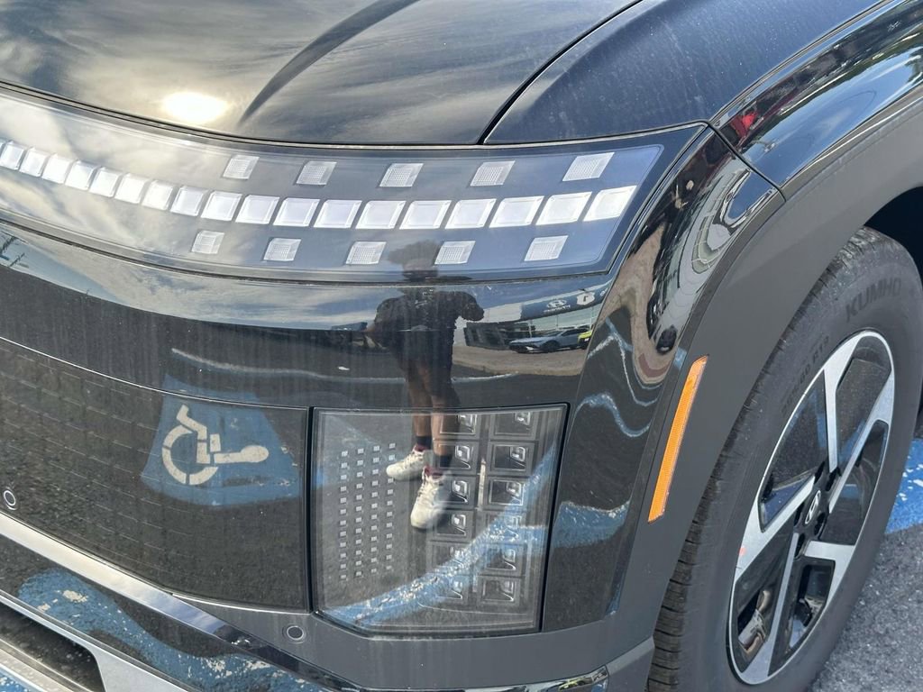 New 2026 Hyundai Ioniq 9 SE image 7