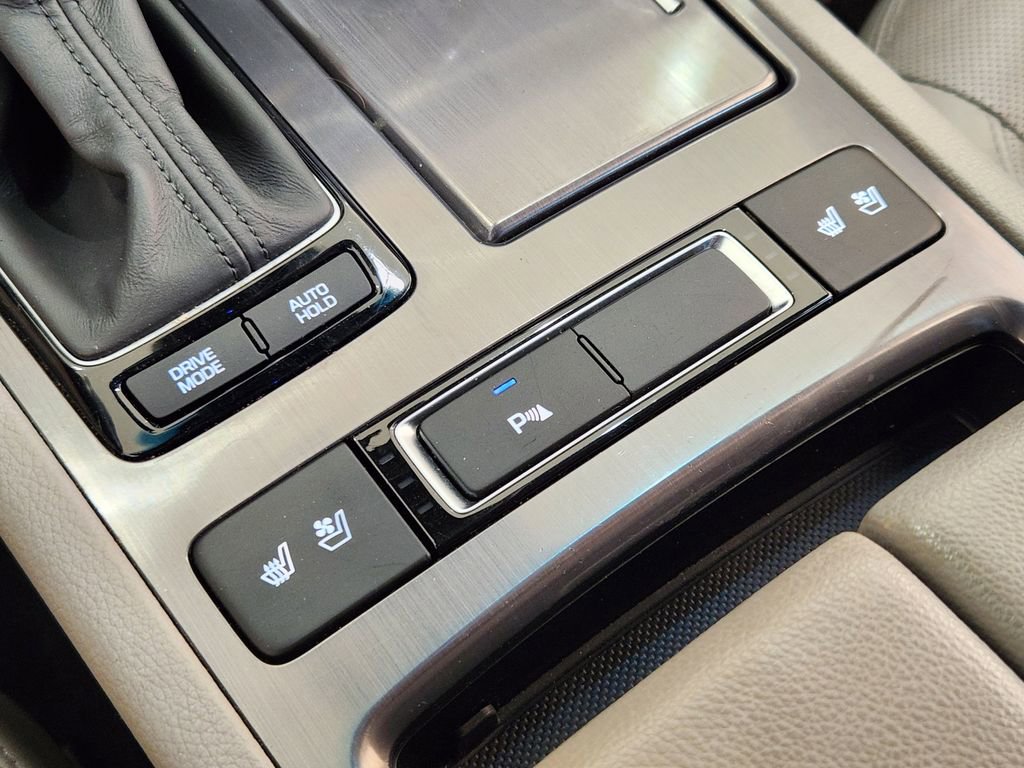 Used 2017 Genesis G80 3.8 w/ Option Group 02 image 20