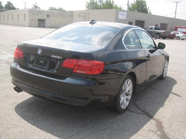 Used 2012 BMW 328i xDrive Coupe image 5
