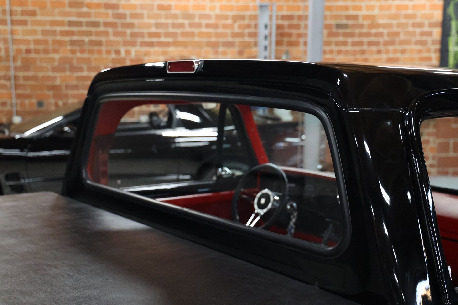 Used 1992 Dodge D/W Truck 150 image 23