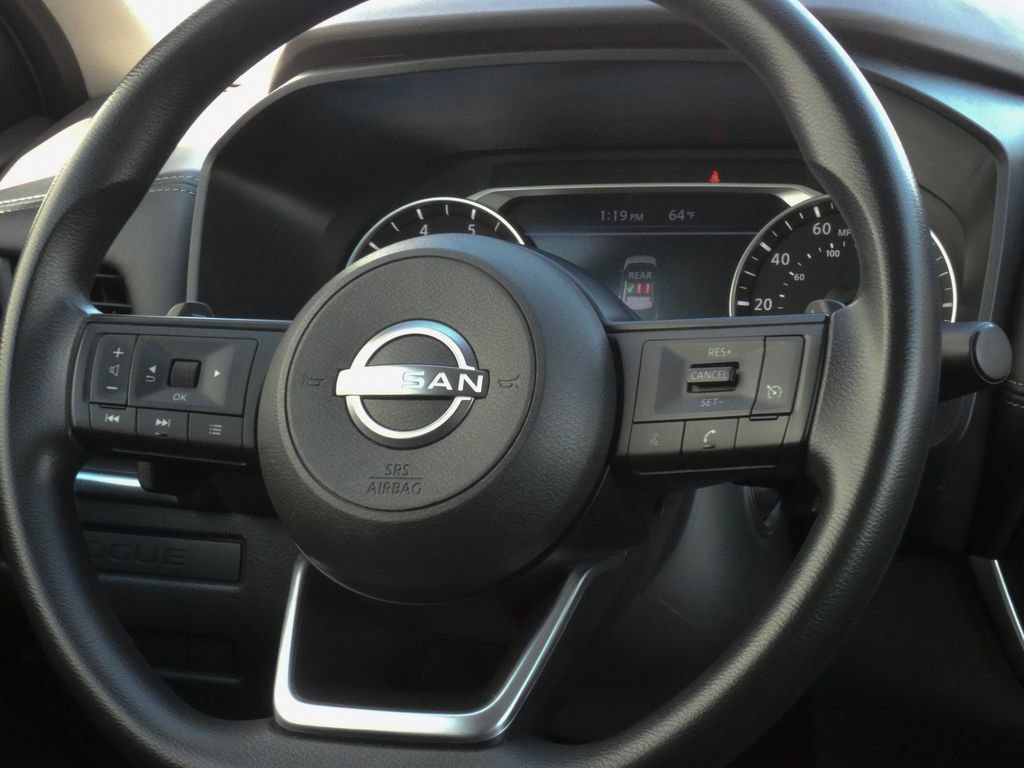 Used 2023 Nissan Rogue S AWD/4WD image 13