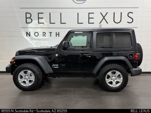 Used 2019 Jeep Wrangler Sport AWD/4WD image 6