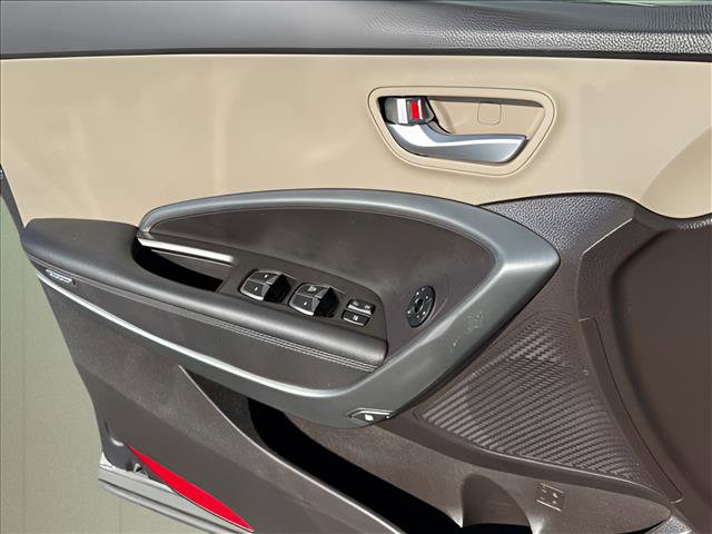 Used 2018 Hyundai Santa Fe Sport image 16