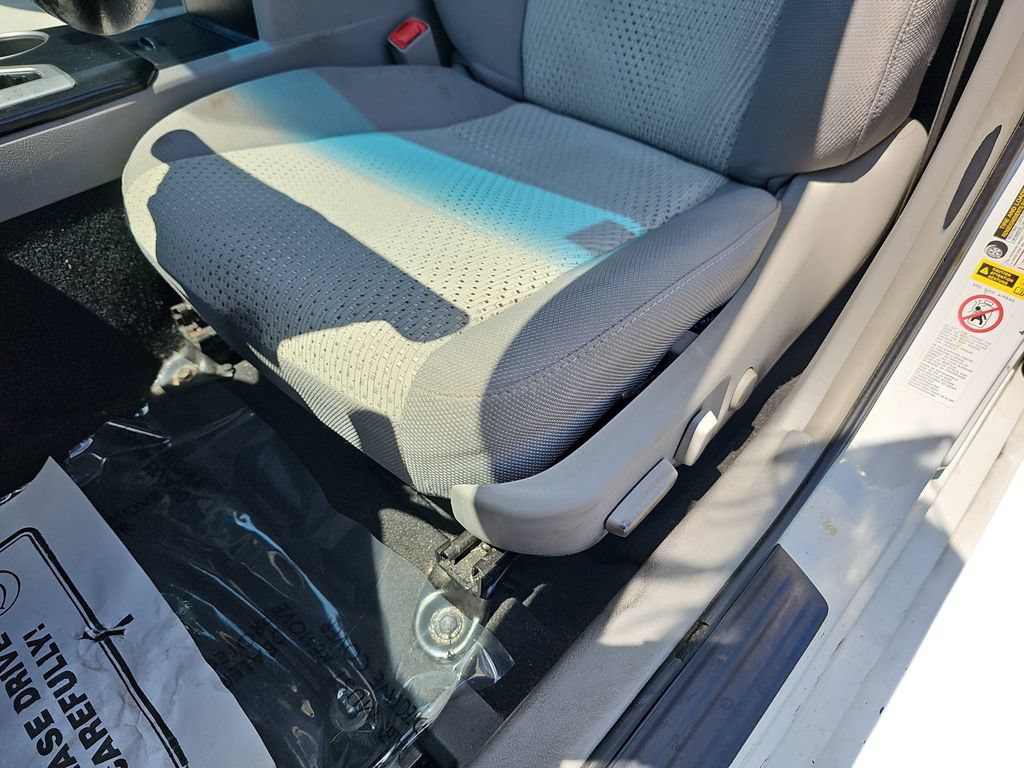 Used 2014 Toyota Camry LE FWD image 28