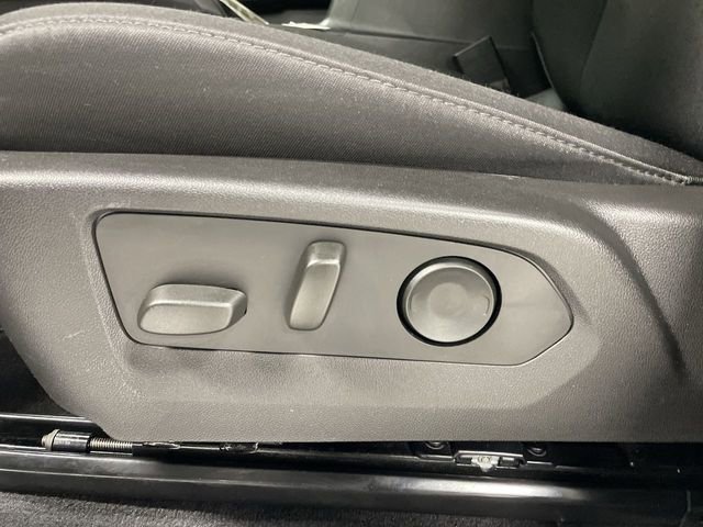 Used 2024 Chevrolet Colorado Trail Boss w/ Advanced Trailering Package AWD/4WD image 12