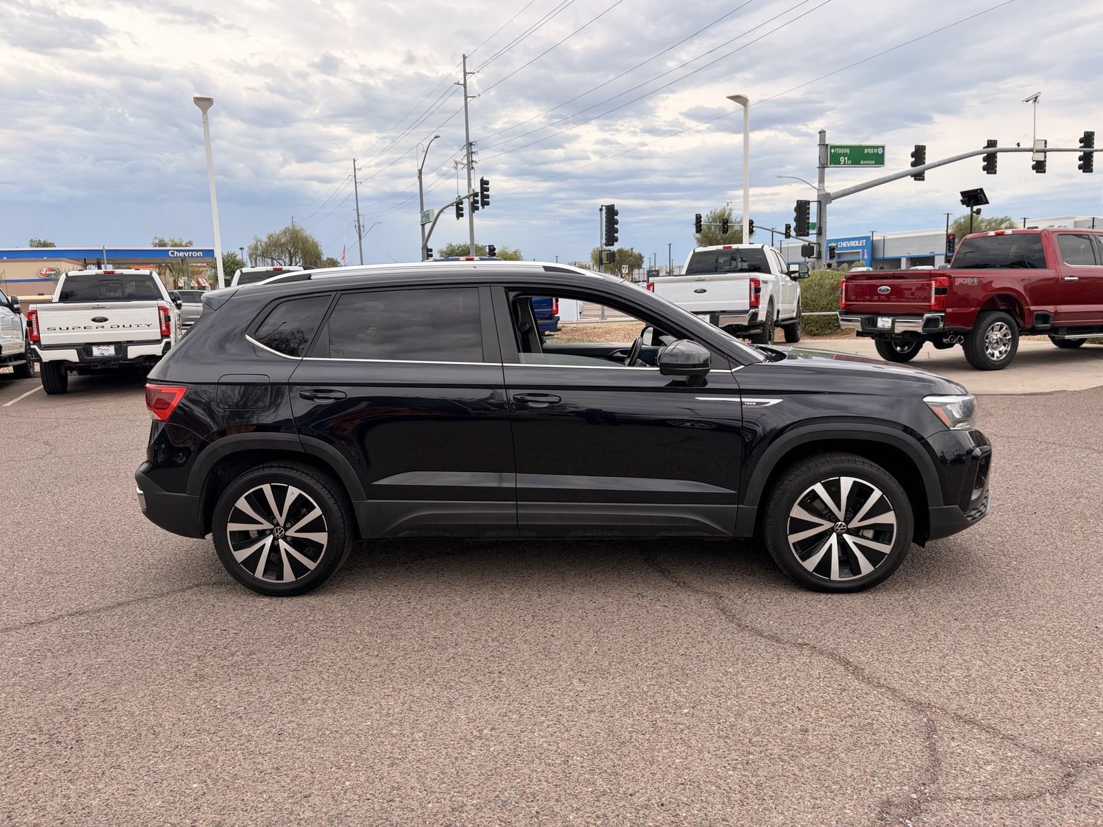 Used 2024 Volkswagen Taos SE FWD image 47