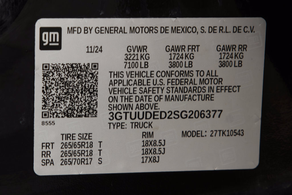 Used 2025 GMC Sierra 1500 SLT AWD/4WD image 31