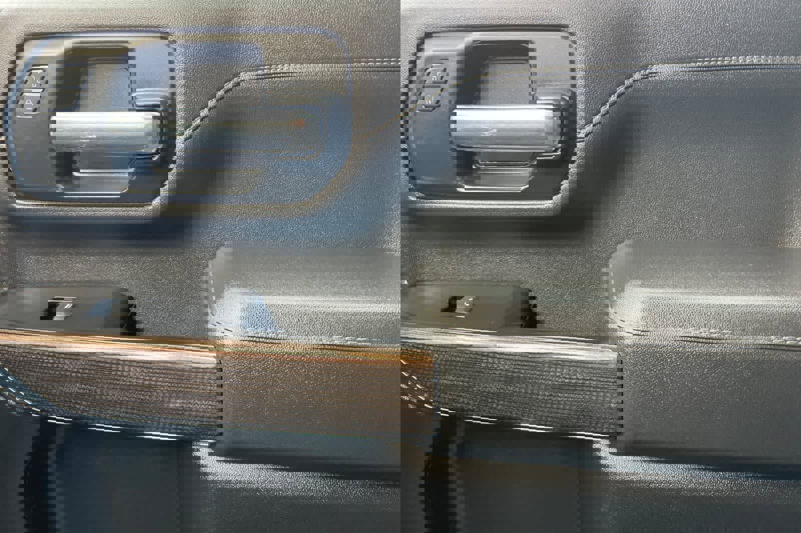 Used 2022 Chevrolet Silverado 2500 LT AWD/4WD image 20