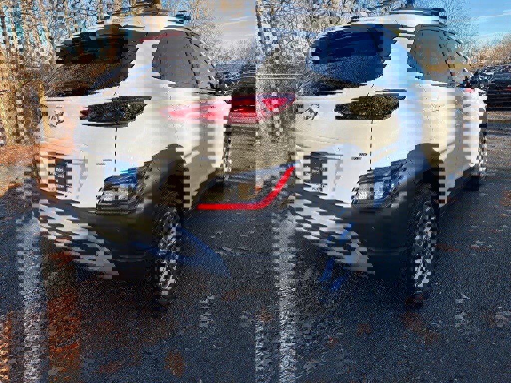 Certified 2022 Hyundai Kona SEL image 3