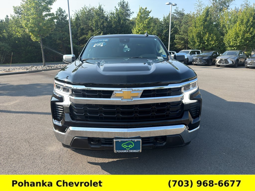 Used 2023 Chevrolet Silverado 1500 LT AWD/4WD image 2