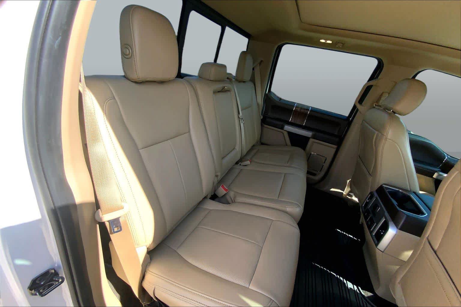 Used 2019 Ford F150 Lariat w/ Equipment Group 502A Luxury AWD/4WD image 20