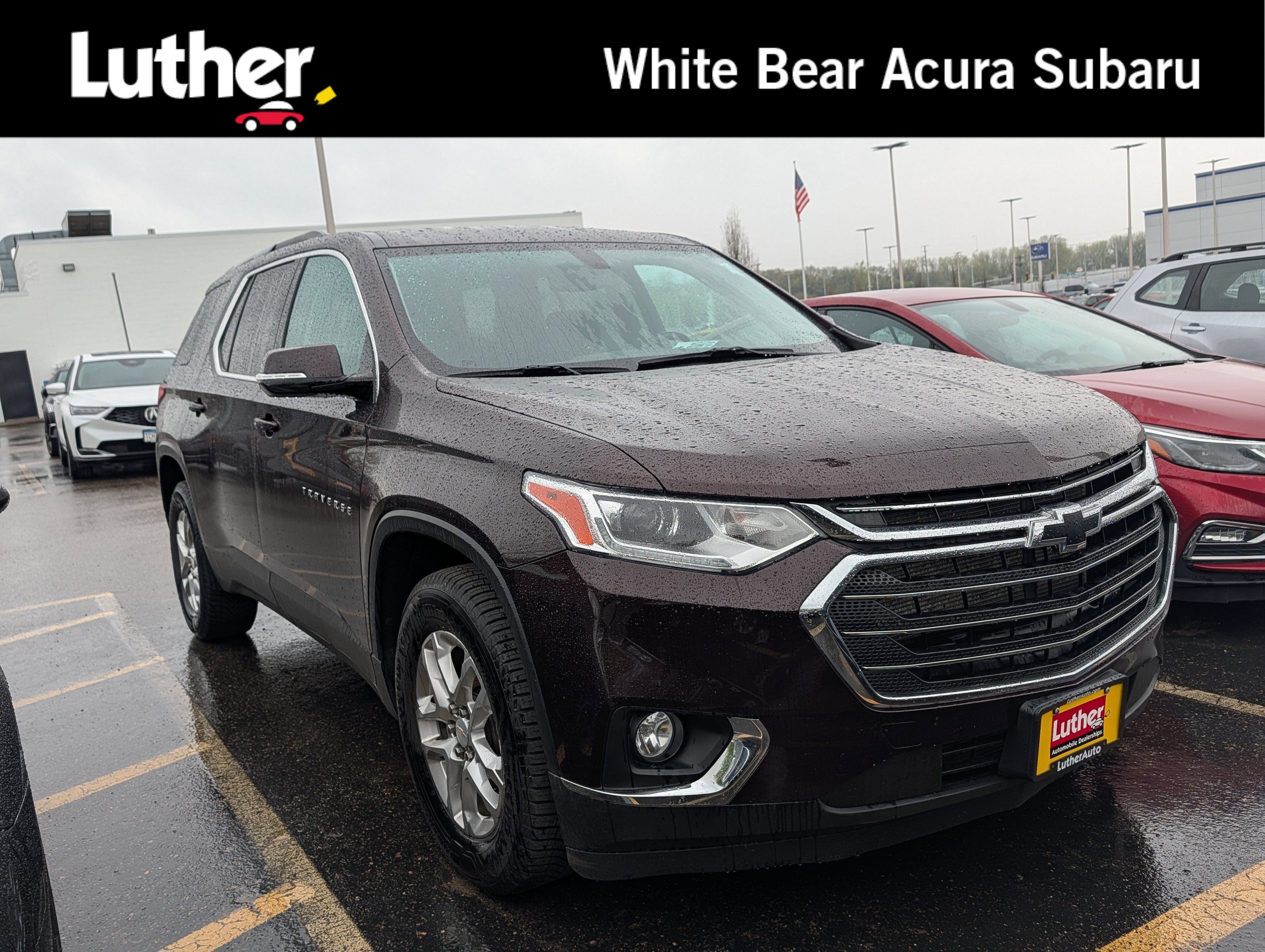 Used 2020 Chevrolet Traverse LT w/ LPO, Floor Liner Package AWD/4WD image 1