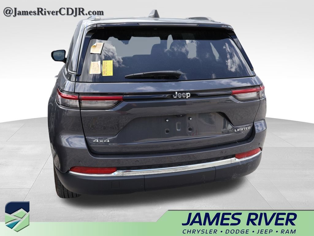 Used 2024 Jeep Grand Cherokee Limited AWD/4WD image 17