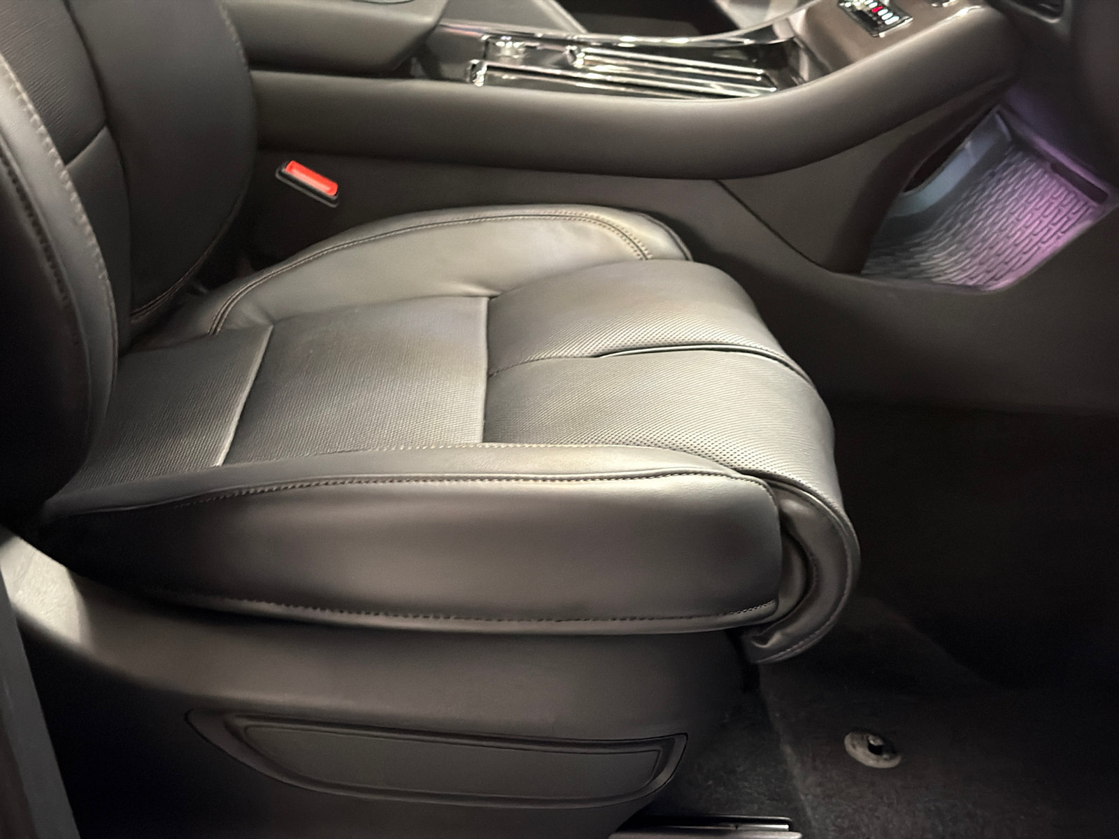 New 2027 Lincoln Aviator Reserve AWD/4WD image 12