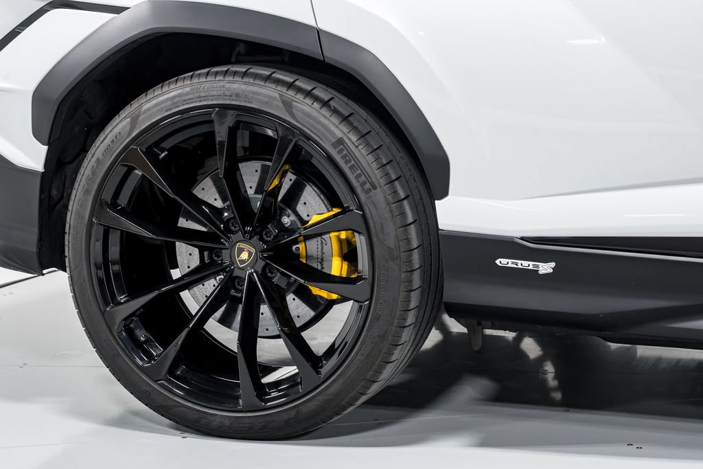 Used 2023 Lamborghini Urus S AWD/4WD image 57