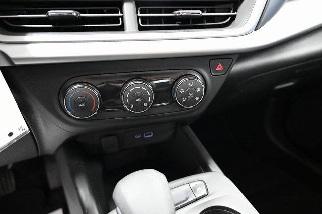 Used 2024 Chevrolet Trax LS image 18