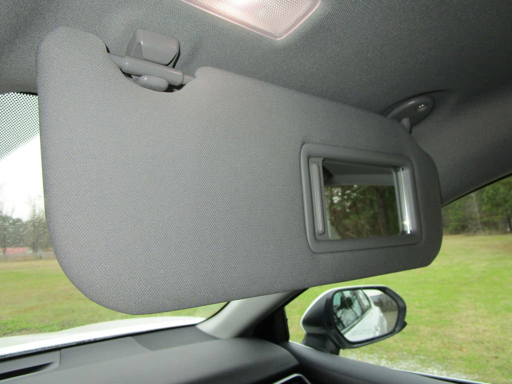 Used 2022 Toyota Camry LE image 38