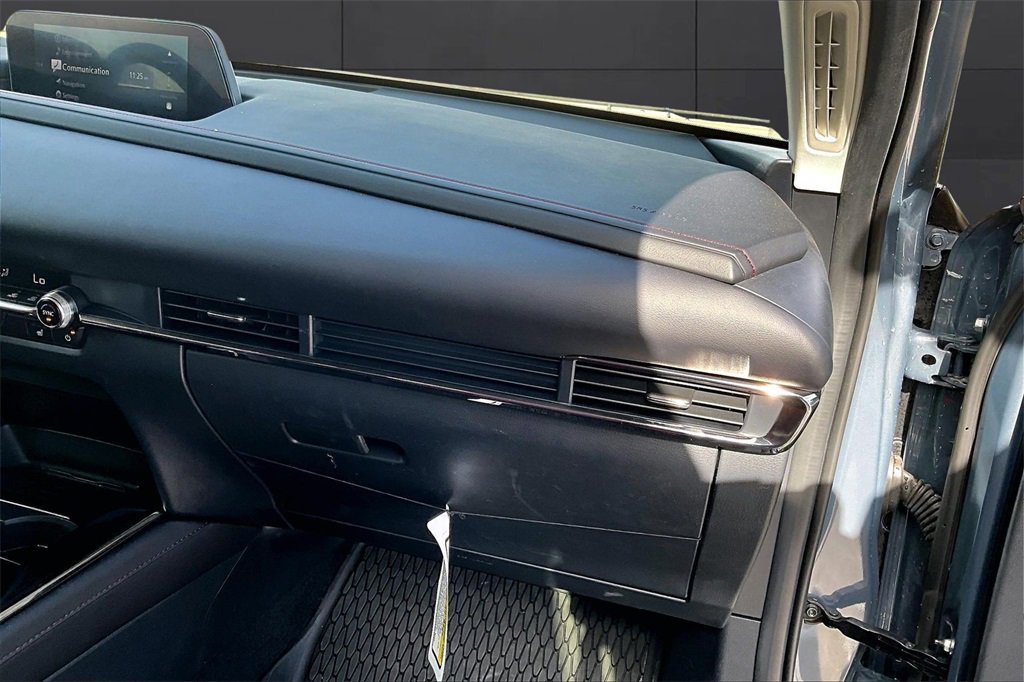 Used 2025 MAZDA CX-30 AWD 2.5 S w/ Preferred Package image 11