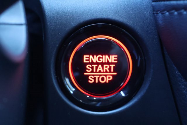 Certified 2025 Honda HR-V LX image 15