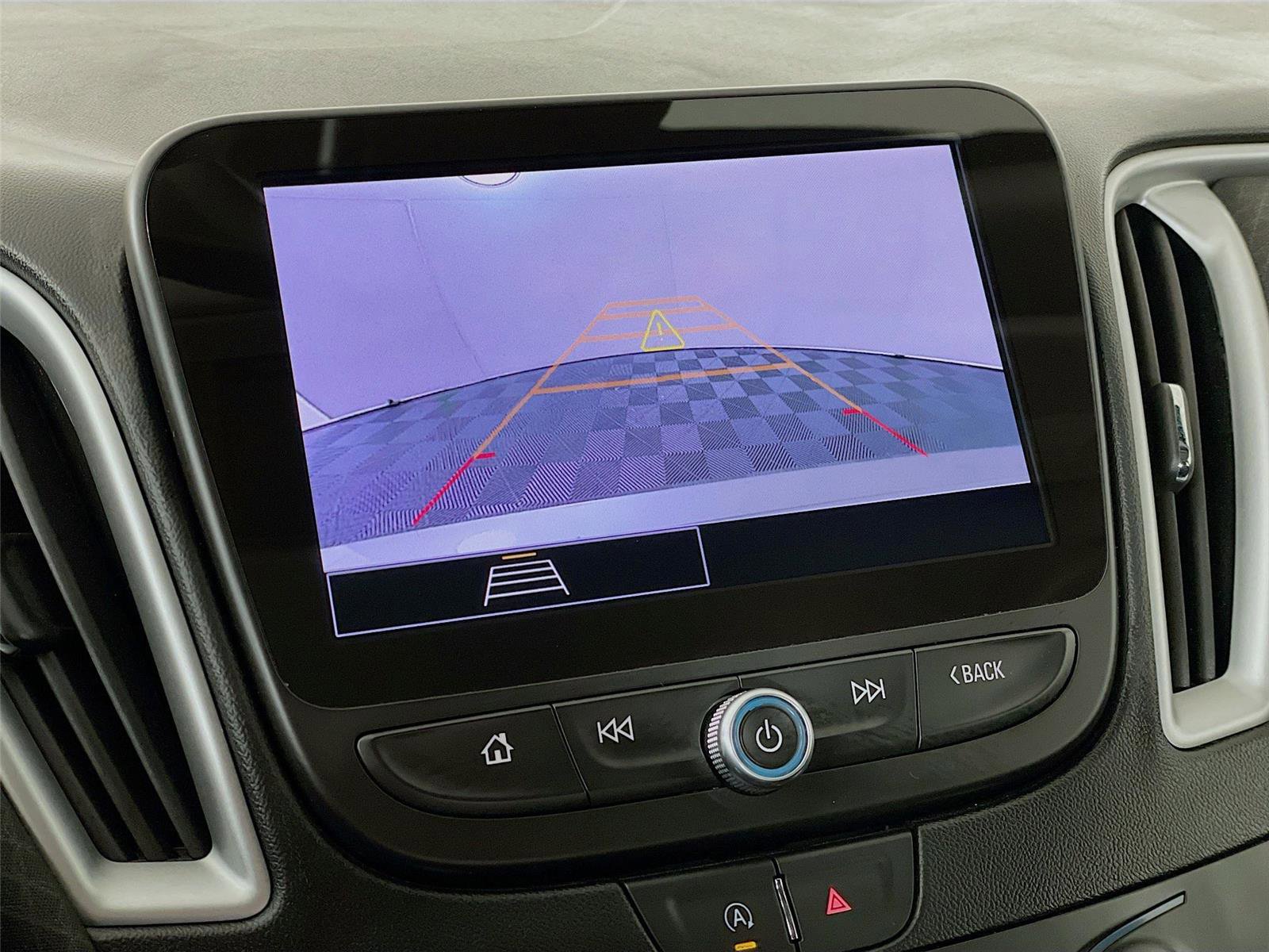 Used 2024 Chevrolet Malibu LT image 16