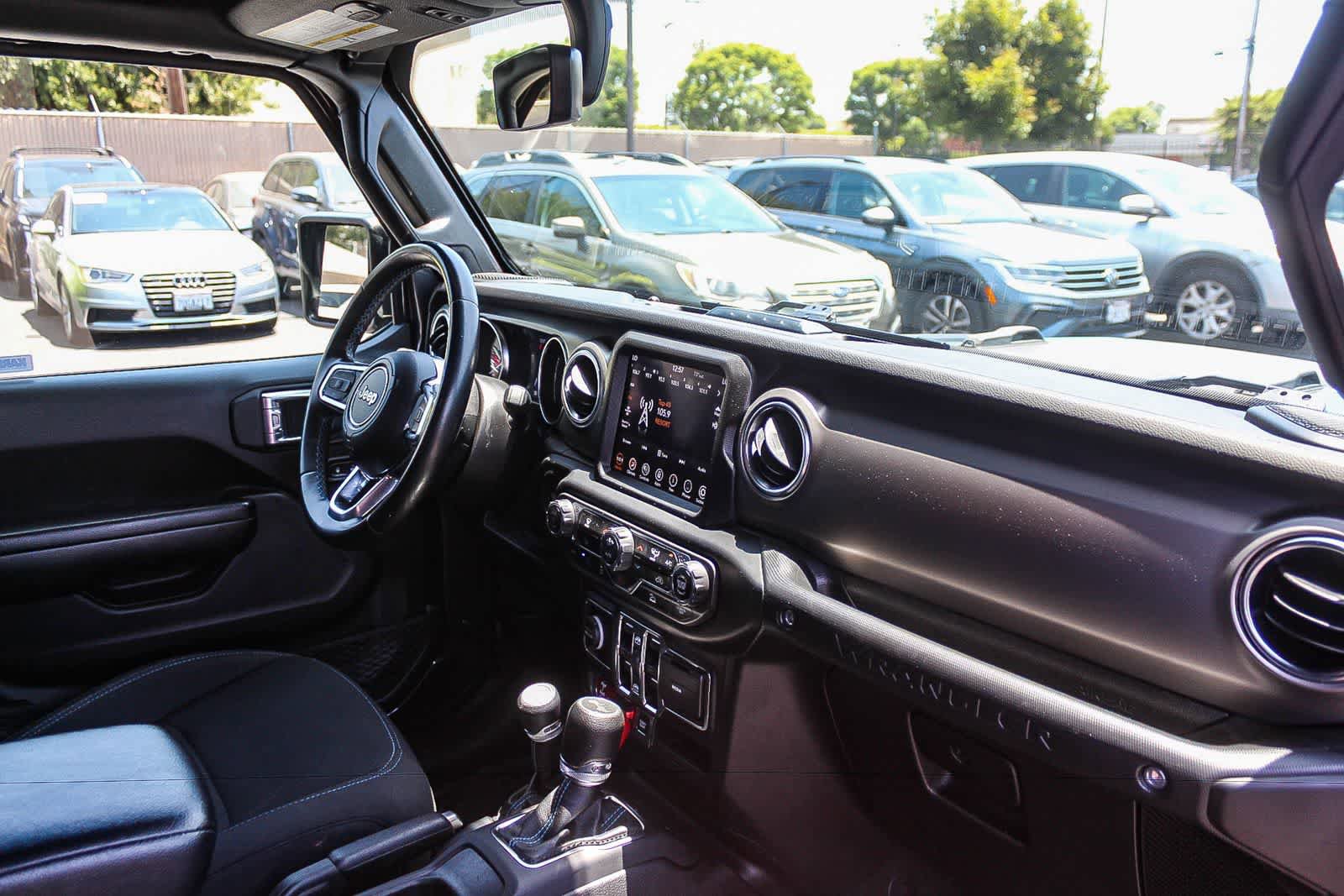 Used 2021 Jeep Wrangler Unlimited Rubicon 4xe AWD/4WD image 19