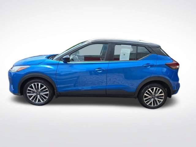 Used 2024 Nissan Kicks SV FWD image 2
