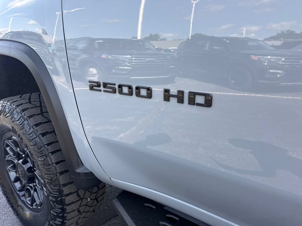 Used 2025 Chevrolet Silverado 2500 ZR2 w/ ZR2 Bison Edition AWD/4WD image 29
