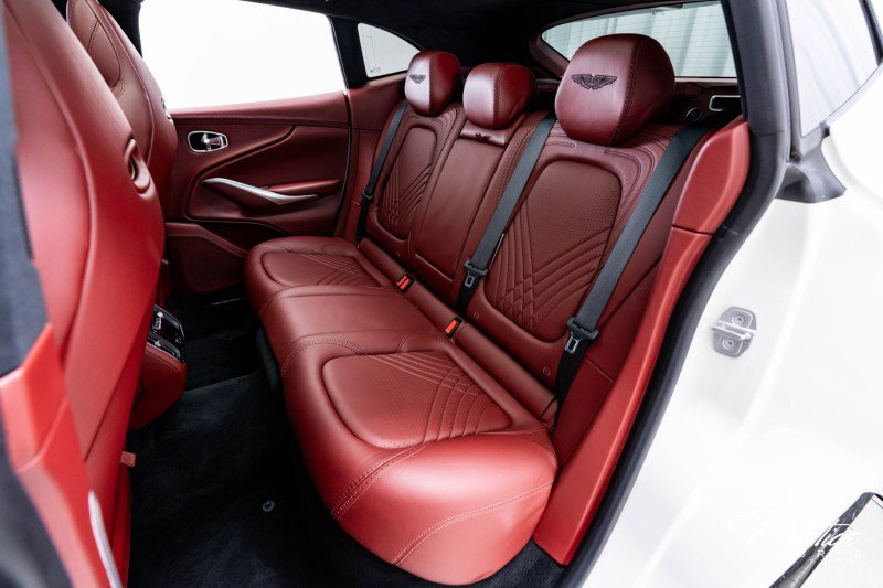 Used 2021 Aston Martin DBX image 54