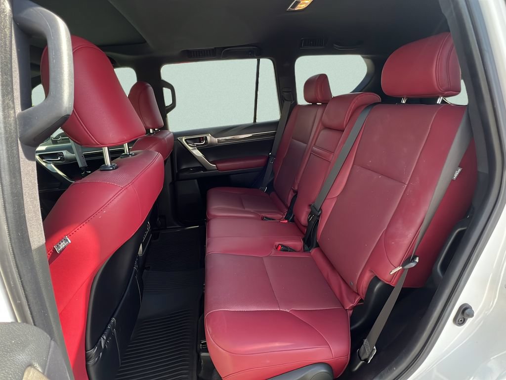 Used 2020 Lexus GX 460 Premium w/ Premium Package AWD/4WD image 10