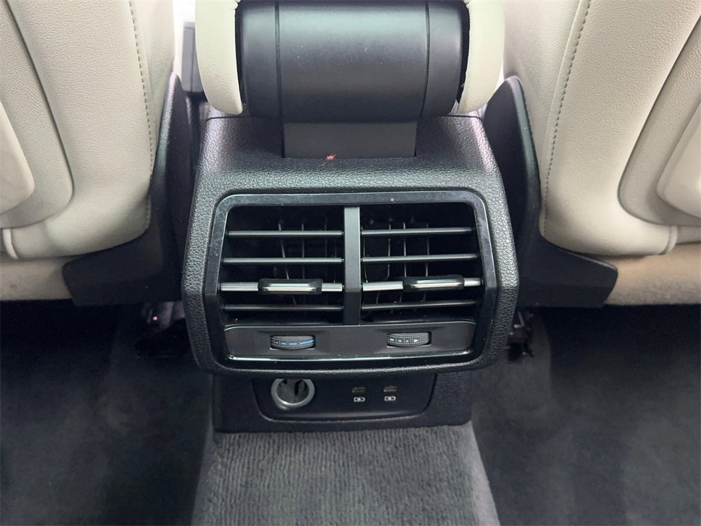 Used 2022 Audi Q3 2.0T Premium Plus image 23