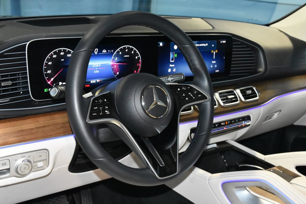 Certified 2025 Mercedes-Benz GLE 350 4MATIC image 2