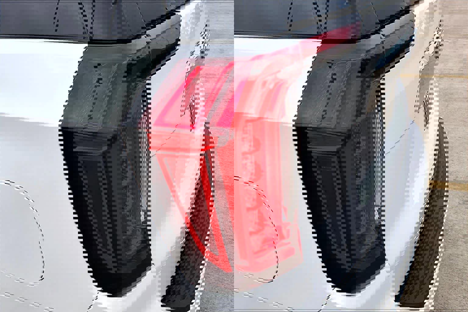 Used 2022 GMC Yukon SLT w/ SLT Premium Package image 56