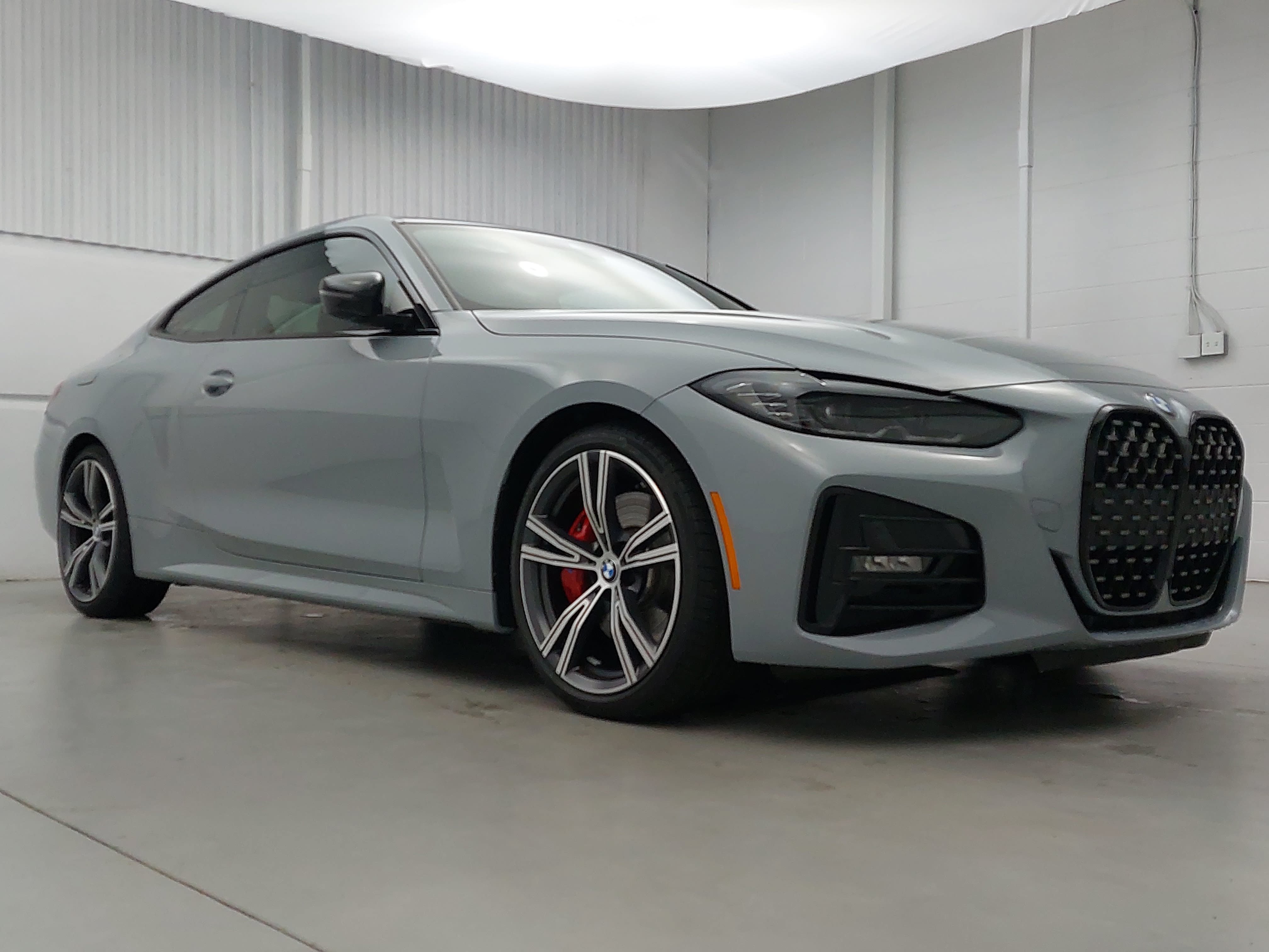 Used 2023 BMW 430i Coupe w/ M Sport Package RWD image 9