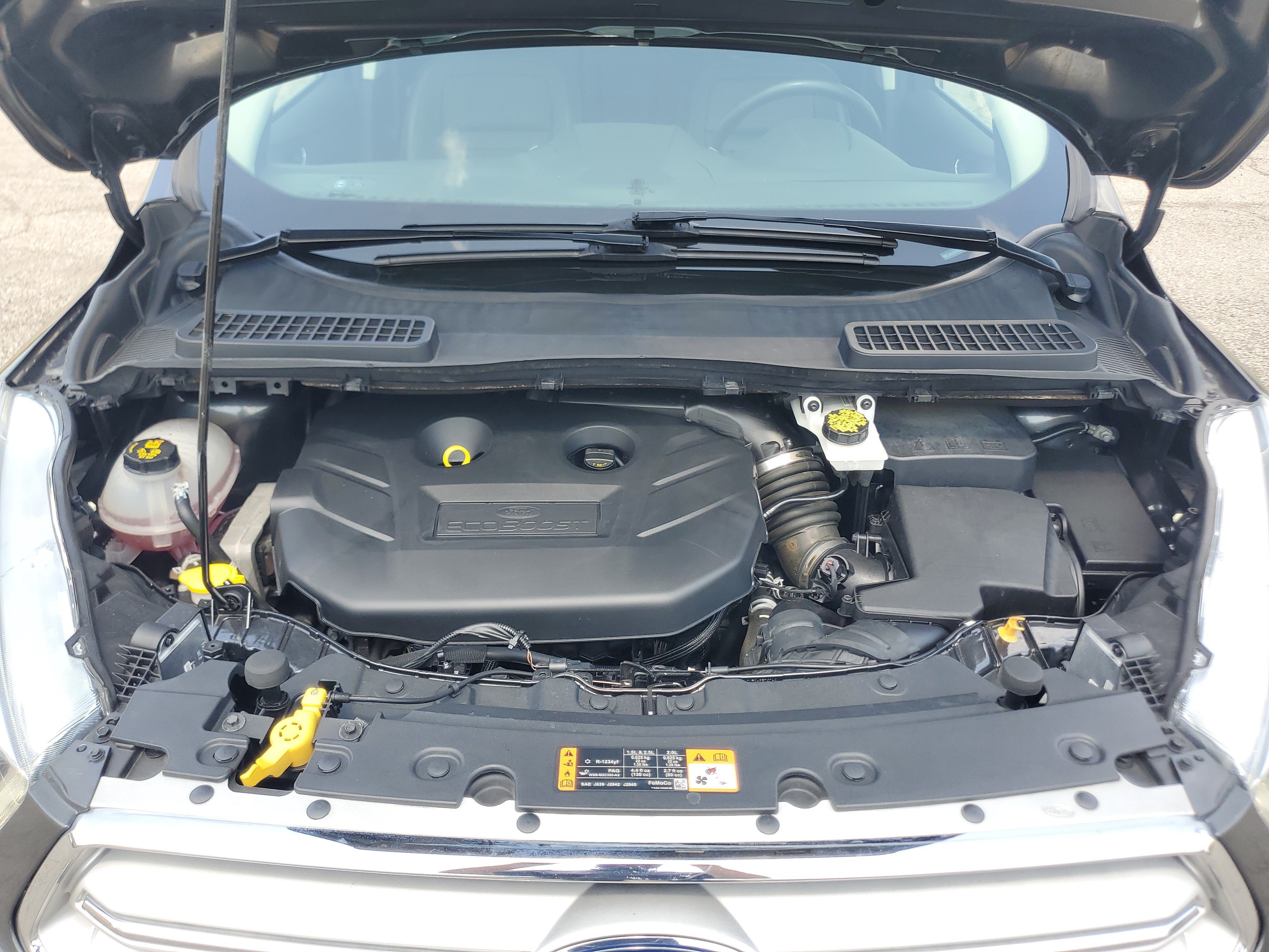Used 2019 Ford Escape Titanium AWD/4WD image 8