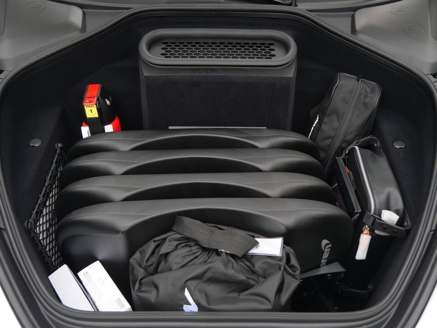 Used 2024 McLaren 750S RWD image 18