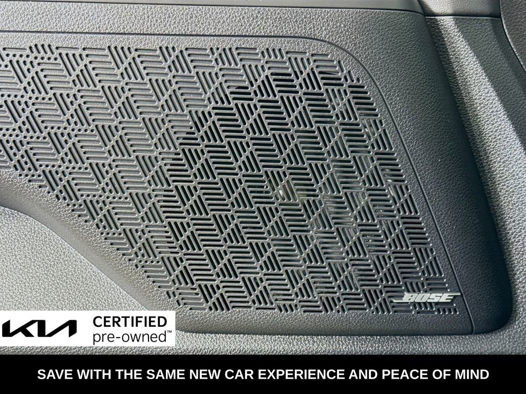 Used 2025 Kia Carnival SX Prestige FWD image 23
