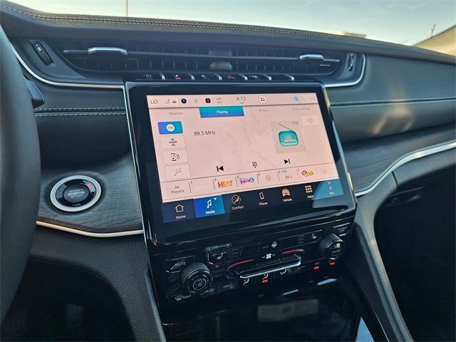 New 2025 Jeep Grand Cherokee L Limited w/ Black Appearance Package image 18