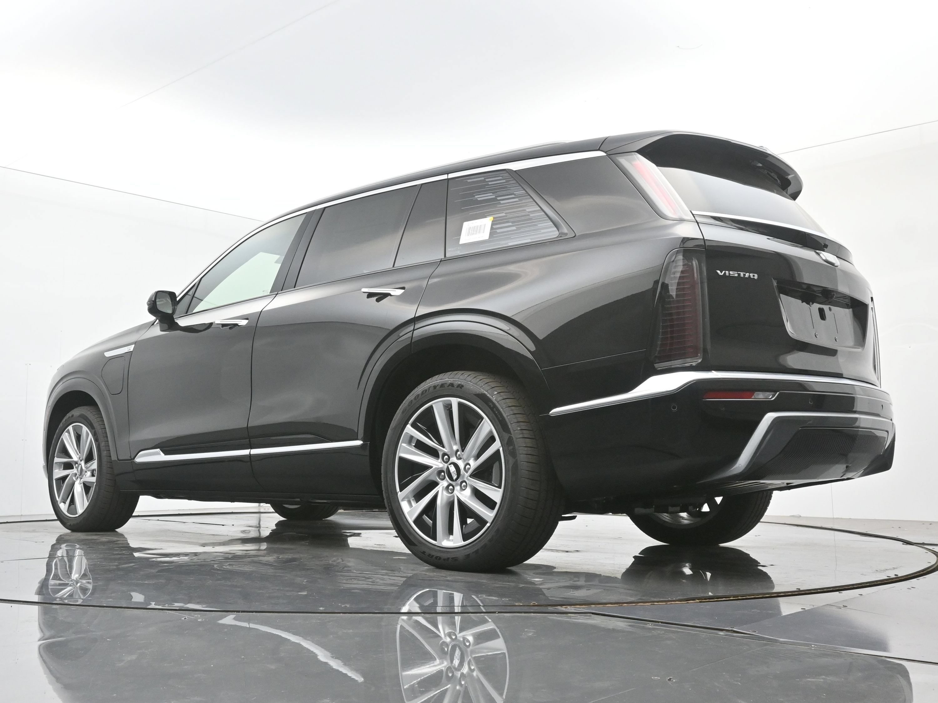 New 2026 Cadillac Vistiq Premium Luxury w/ LPO, Floor Liner Package AWD/4WD image 17