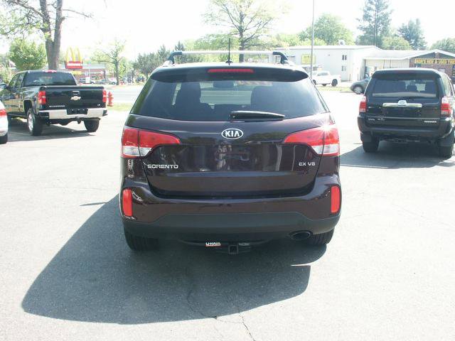 Used 2015 Kia Sorento EX w/ EX V6 Touring Package AWD/4WD image 3