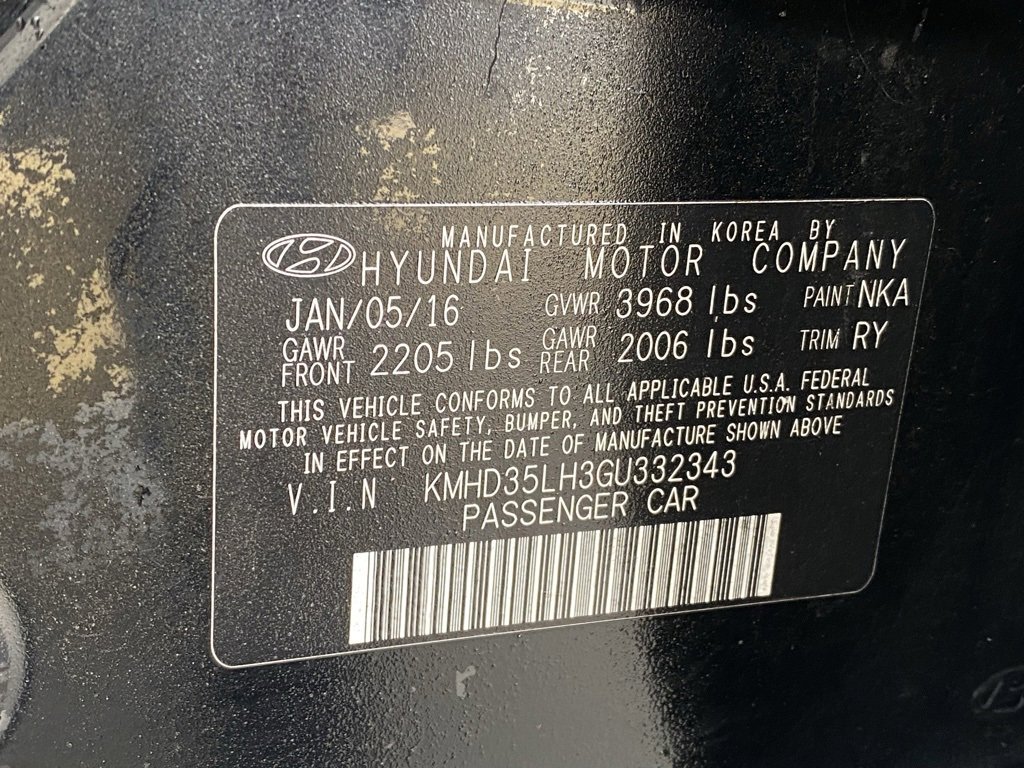 Used 2016 Hyundai Elantra GT image 11